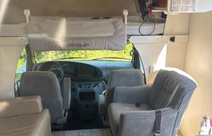 Newly Renovated RV - Minnie - Adventure Machine