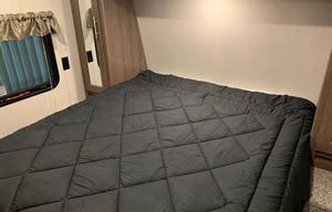 "The Hideout" - 2020 Keyston bunkhouse with 1.5 Bath