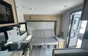 2023 Forest River Salem FSX Platinum (SAL1221)