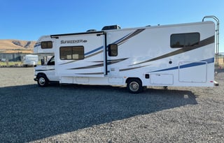 2020 32ft Class C Sun seeker Forester