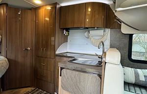 Itasca Viva 23L — European Chic on Wheels