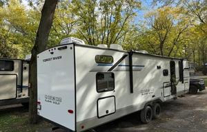 2025 Alpha Wolf Bunkhouse | Sleeps 8 | Deliverable