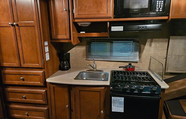 2014 Ford Coachmen Leprechaun