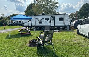 2018 Jayco Jay Flight 27BHS RV rental photo 4