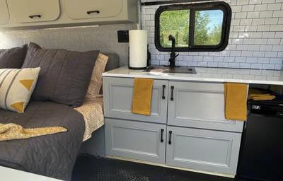 Ponderosa - All Seasons, Adventure Camper Van