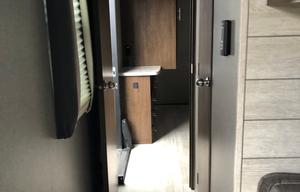 2020 Forest River RV Rockwood Signature Ultra Lite 8335SB RV rental photo 4