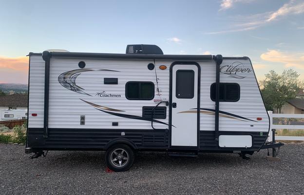 Coachmen Clipper Ultra-Lite bunkhouse