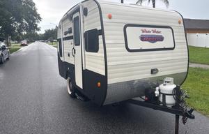 2017 Retro 155XL RV rental photo 3