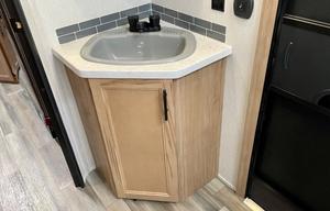 JJ’s Getaway Camper Rental