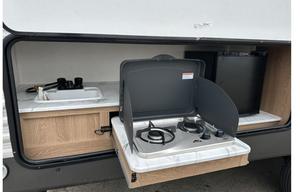 2023 Prime Time RV Avenger 24BHS