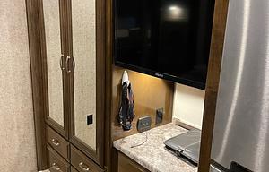 2019 Thor Motor Coach Outlaw 38MB Haul your Toys!
