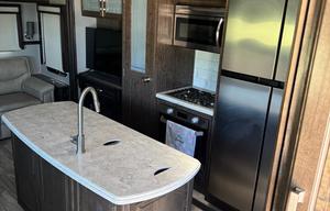 2020 Grand Design Solitude 377MBS RV rental photo 8
