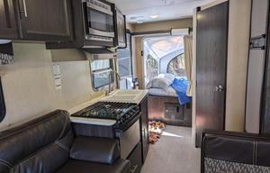 2017 Dutchmen RV Kodiak Ultra Lite 186E