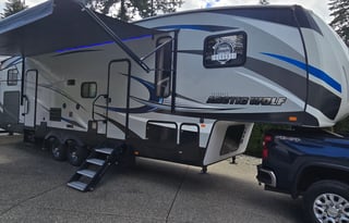 2018 Forest River RV Cherokee Arctic Wolf 315TBH8