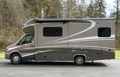 2017 Isata 3, Diesel, Auto-level, Fully Loaded.