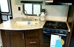 Best Cozy and Family-Friendly Approved 2017 Camper