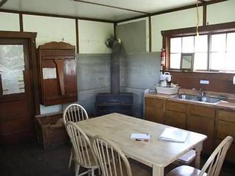 LA BARGE GUARD STATION