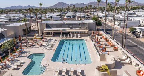 Superstition Sunrise RV Resort