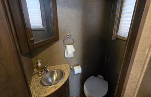 2 Baths, Washer/Dryer, 2 A/Cs, King Bed, Sleeps 6