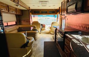 2013 Thor Motor Coach Daybreak 28PD