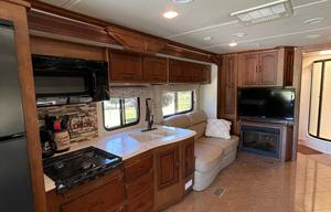 2013 Coachmen RV Sportscoach Cross Country 405FK