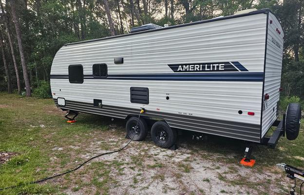 Emalee 2022 Gulfstream 248BH