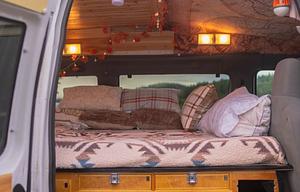 Autumn Breeze Voyager - Cozy Cedar Camper