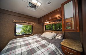 2013 C-Class Bunk House Great for Families