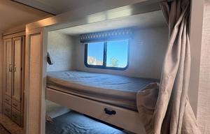 2025 Thor Motor Coach Geneva 31VT