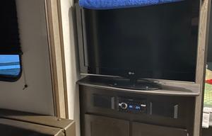 Great camper for the family and small dog!