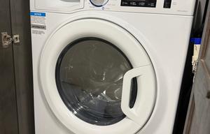 Pet/festival friendly RV WITH washer/dryer!!!
