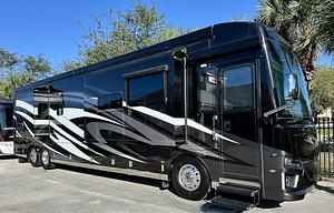 2019 Newmar Dutch Star 4310