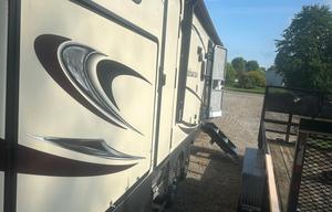 2021 Wildwood Heritage Glen 314BUD RV rental photo 4