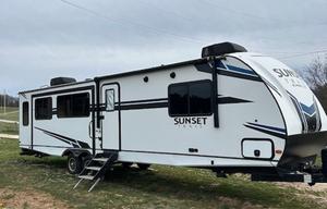 2021 CrossRoads RV Sunset Trail SS330SI