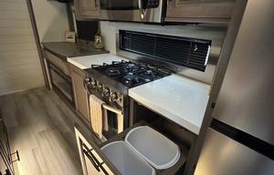 2024 Grand Design Solitude 391DL RV rental photo 4