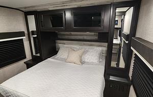 2022 Jayco Jay Feather 27BHB