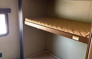 2015 Keystone RV Hideout 31RVDSWE