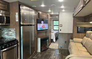 The Lone Star Lodge – Tailgate-Ready, Pet-Friendly