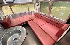 2019 Airstream International Serenity