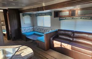 2018 Prowler Lynx 30 LX RV rental photo 1