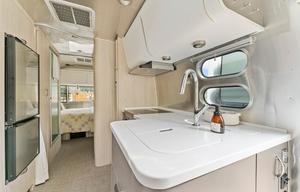 2023 Airstream RV Globetrotter 25FB