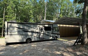 2019 Winnebago Class A RV INTENT 31P