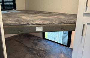 Clean ready to use Astoria RV for a dream vacation