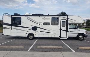 2021 RESORT STYLE RV LIVING !  32 FT Coachman Freelander