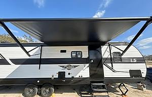 "Texas Triple Chill" Coachmen Shasta 530QB