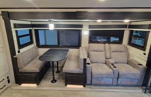 NOMI: 2022 Jayco White Hawk