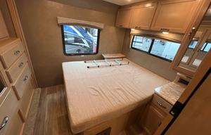 C9 Thor 10 Sleeper w Bunks! 2 Slides - WiFi Ebikes