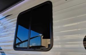 2025 Evo 175bh RV rental photo 5