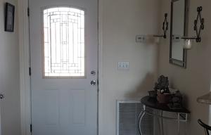 2017 2 Bed/2 Full Ba 43' 5th Wheel + Pool and Hot Tub Option + 2 Bed / 2 Ba House Option