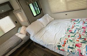 Homey Away From Home - Family Friendly and Cozy